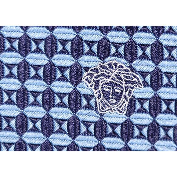 Versace Medusa Tie 60" Blue 100% SILK Made In Italy 30 Degree Celsius Classic - Picture 1 of 9